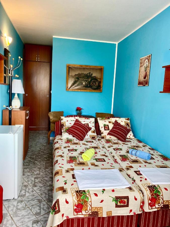 Vila Duricic 300M Od Mora Hotel Thenovici Exterior photo