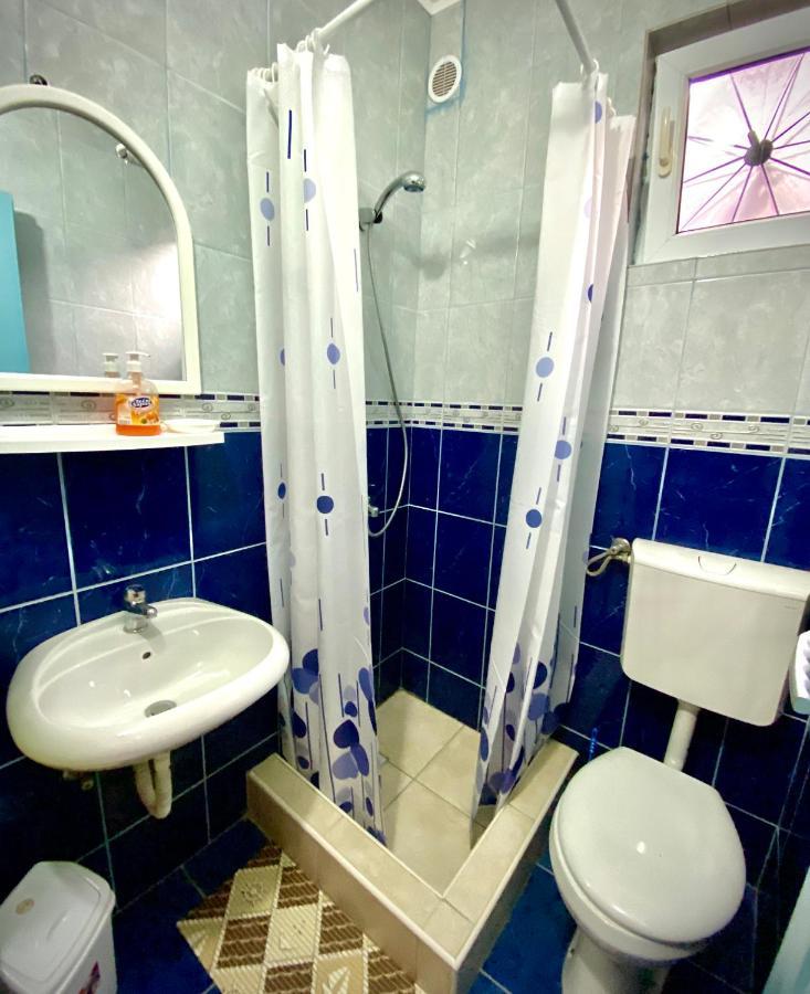 Vila Duricic 300M Od Mora Hotel Thenovici Exterior photo