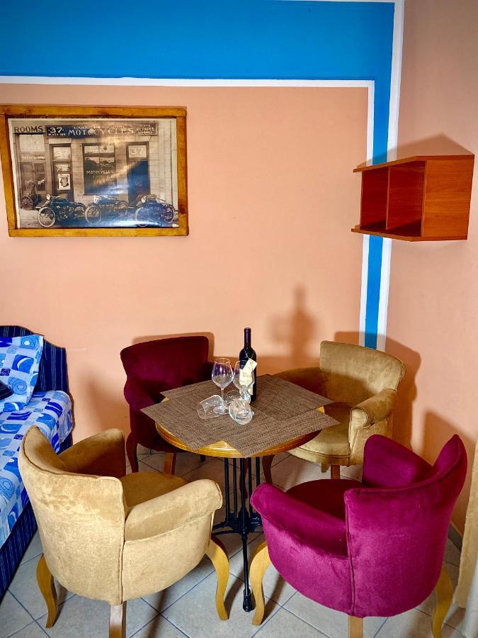 Vila Duricic 300M Od Mora Hotel Thenovici Exterior photo